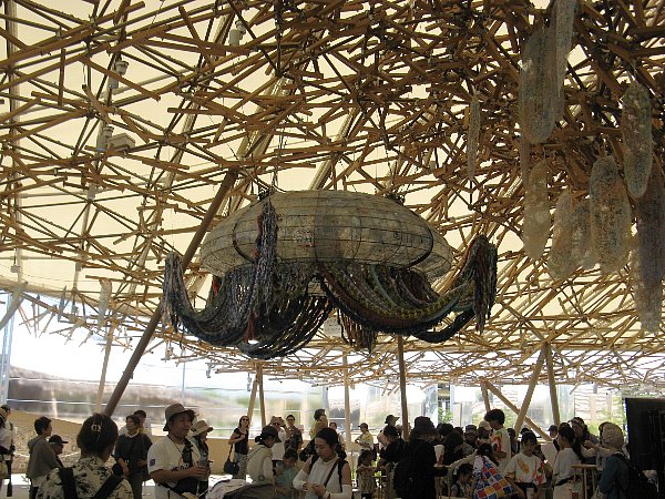 いのちの遊び場　クラゲ館内部