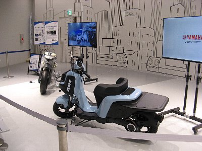 ロボット＆モビリティステーション内部