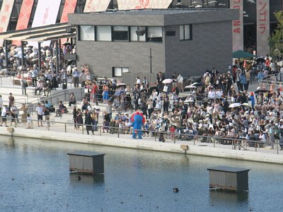 海岸通りのミャクミャク