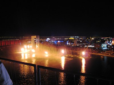 アオと夜の虹のパレード